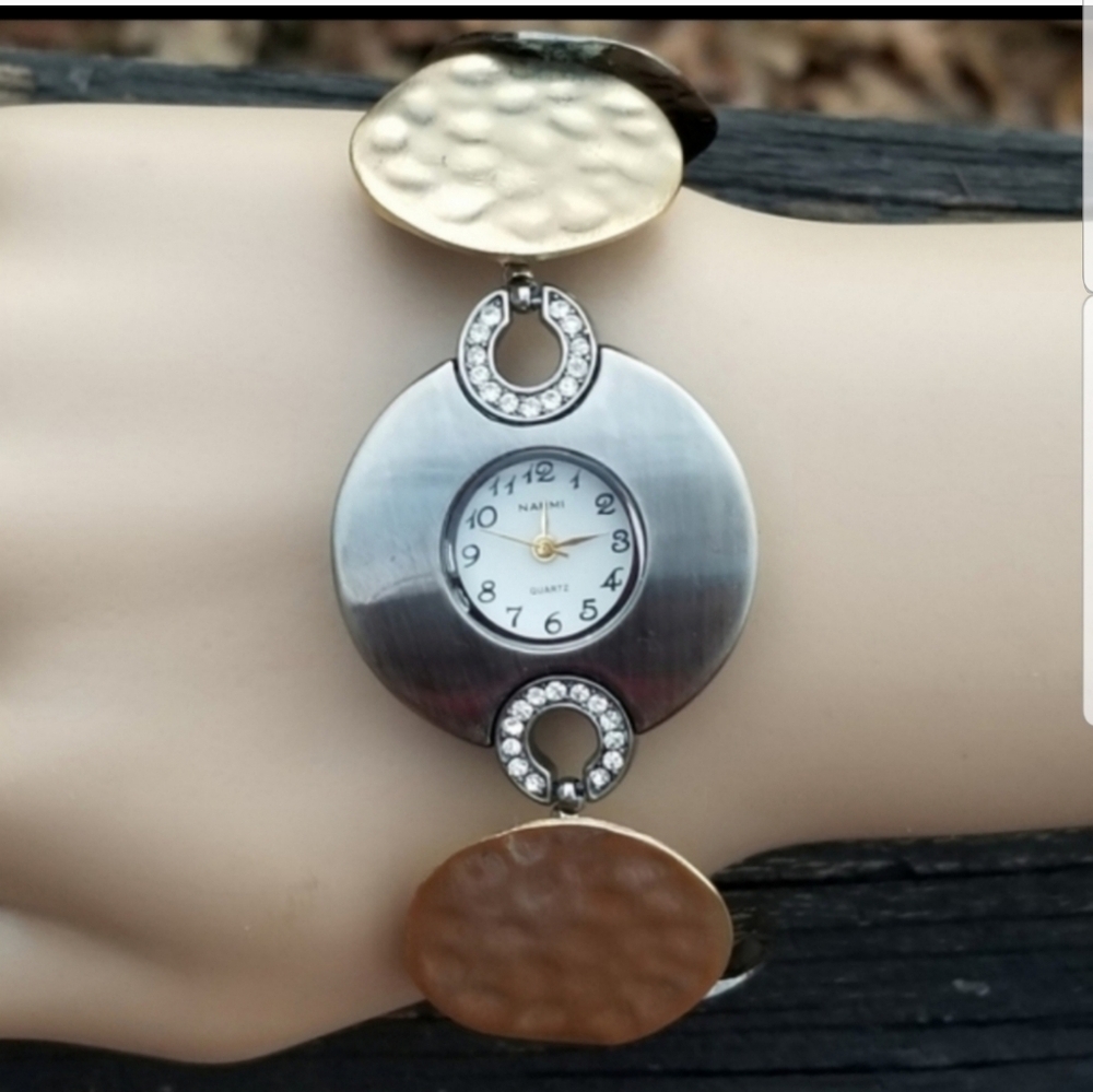 NARMI LADIES TRI COLOR HAMMERED DISK BRACELET WATCH